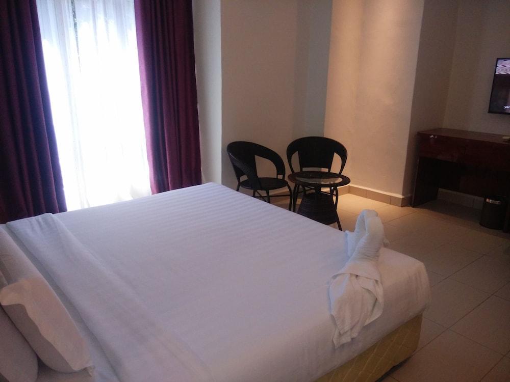 Mny Hotel & Resort Kampung Teluk Nipah Zewnętrze zdjęcie